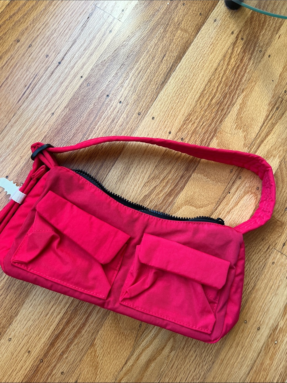 Candy Red Baggu Shoulder Bag with Front Pockets